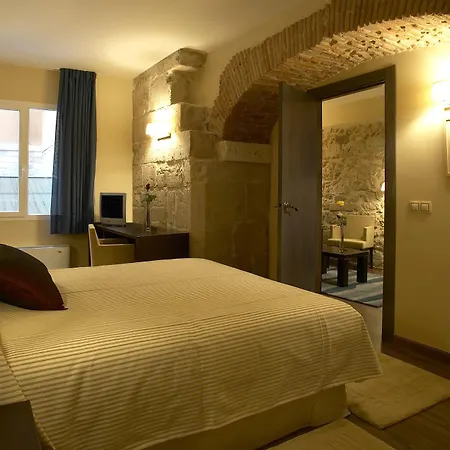 Hotel Palacio De Blasones 4*