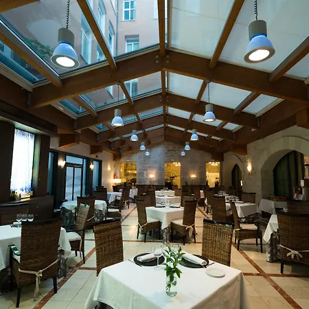 Rice Palacio De Blasones Hotel 4*