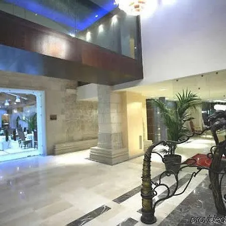 Rice Palacio De Blasones Otel 4*