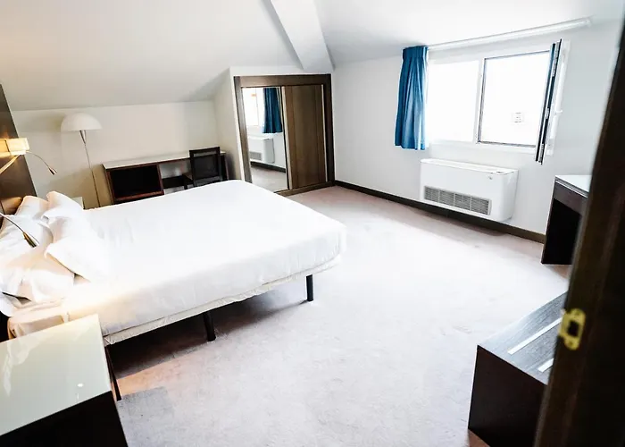 Hotell Rice Palacio De Blasones